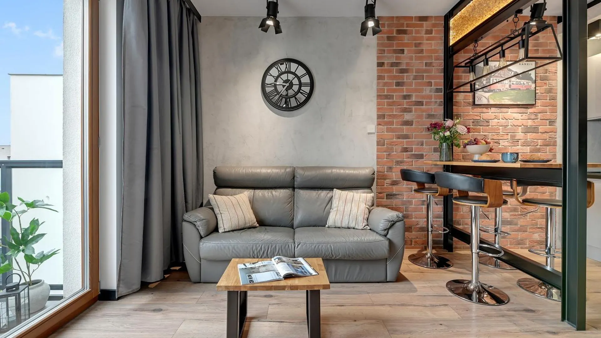Zajezdnia Wrzeszcz Near Sea & Beach By Downtown Apartments