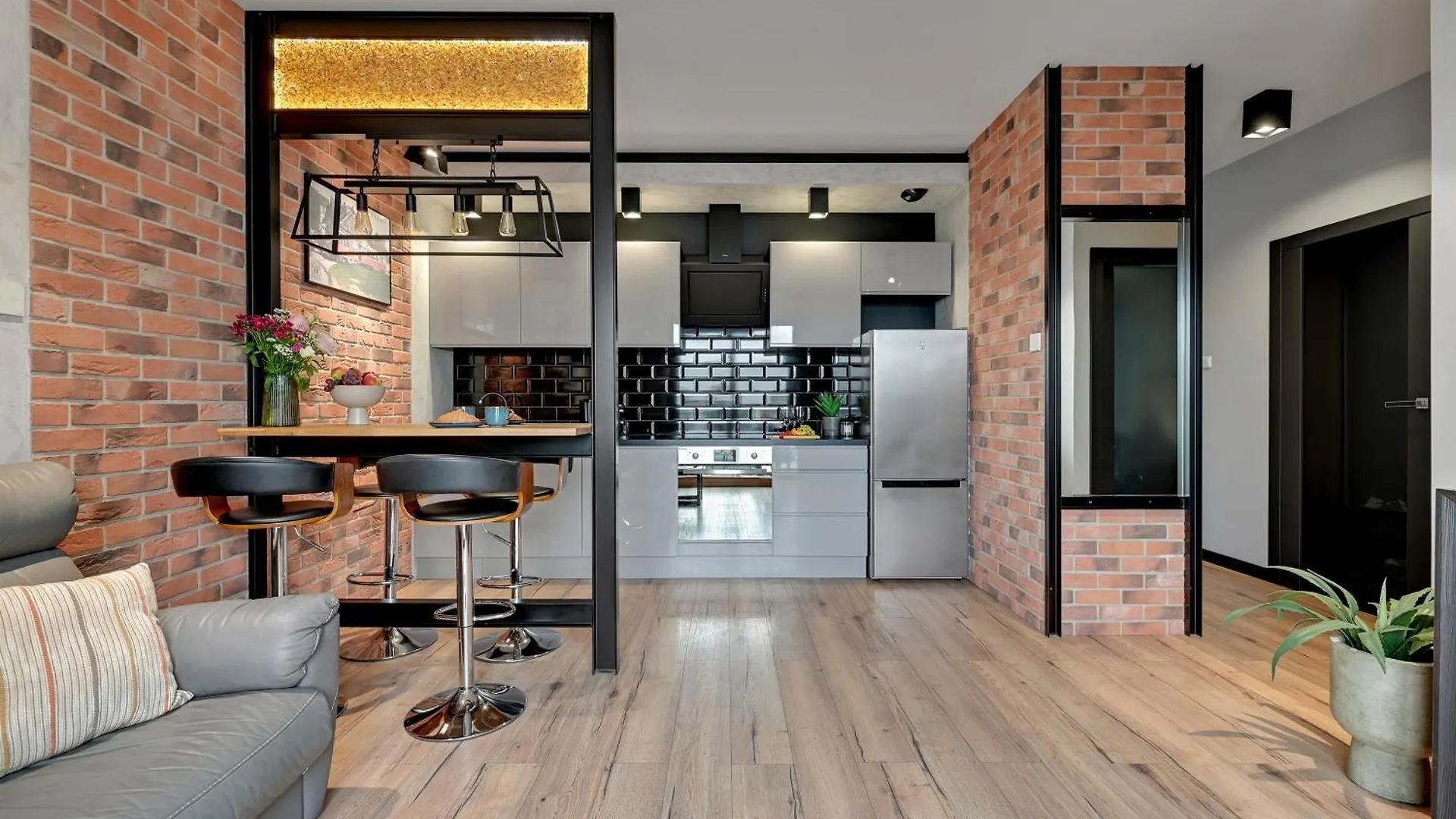 Zajezdnia Wrzeszcz Near Sea & Beach By Downtown Apartments Gdansk